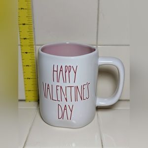 Rae Dunn "HAPPY VALENTINE'S DAY" mug